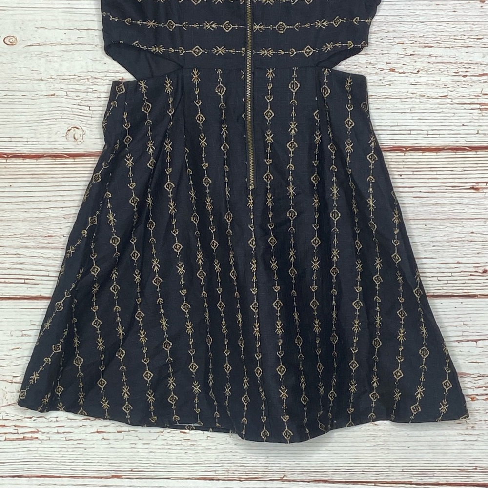 NWT Urban Outfitters Ecote Cut Out A-Line Mini Dress in Black Print Sz 4 - Picture 13 of 16